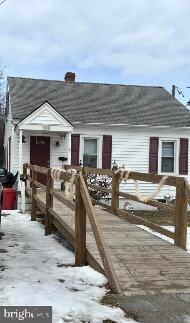 159 Belle Ville Ln, Warsaw, VA 22572 - Image #1