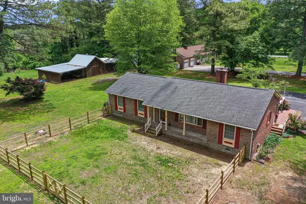 31 Bunker Rd, FARNHAM, VA 22460