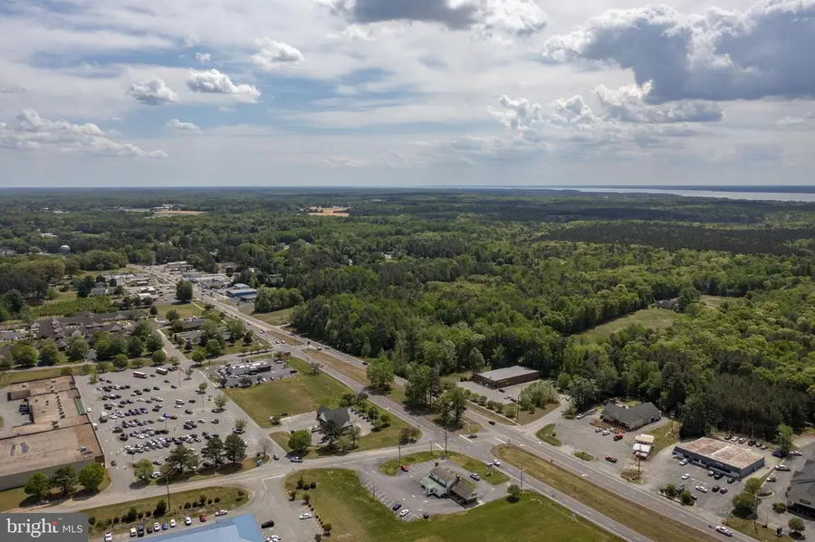 000 Richmond Rd, Warsaw, VA 22572 - #2