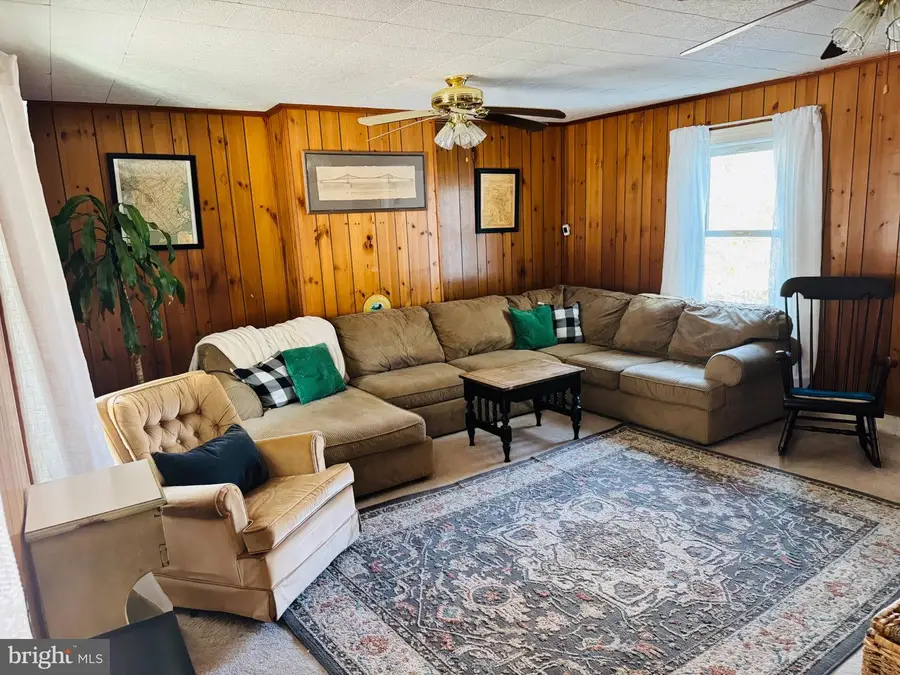 12704 Newland Rd, Warsaw, VA 22572 - #2
