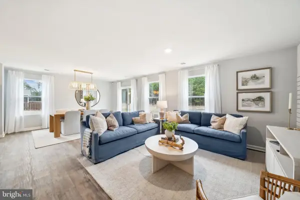 20 River Oak Dr, STAUNTON, VA 24401