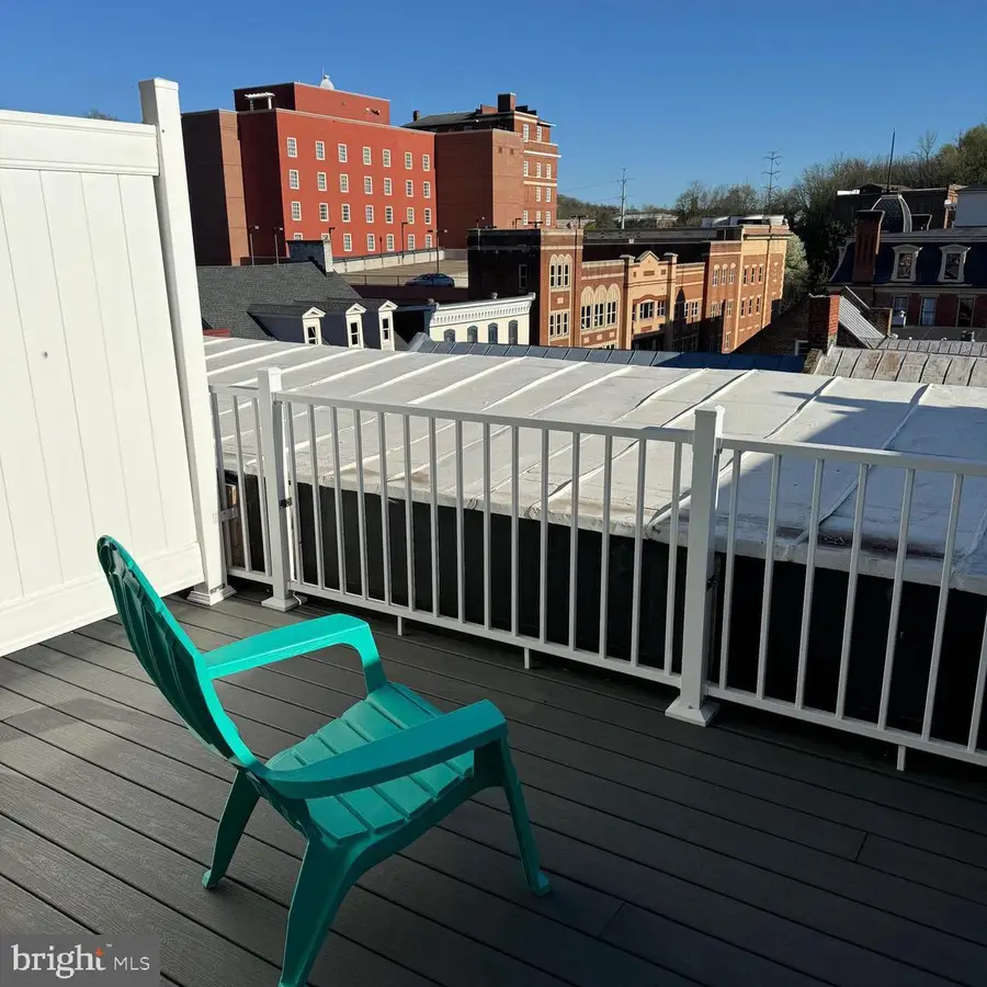 23 E Beverley St, Staunton, VA 24401 - #2