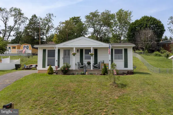 2397 Highview Cir, STAUNTON, VA 24401