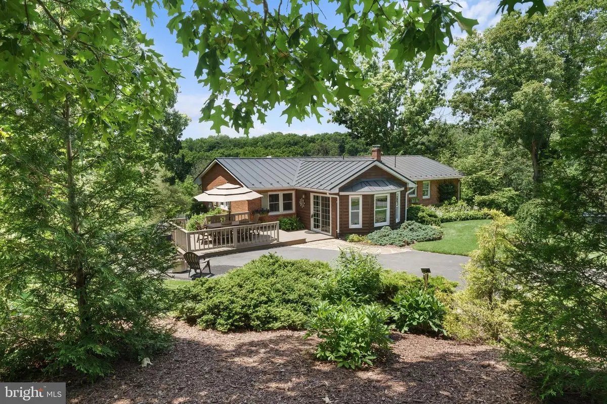 1483 Tea Berry Rd, Toms Brook, VA 22660 - Image #1