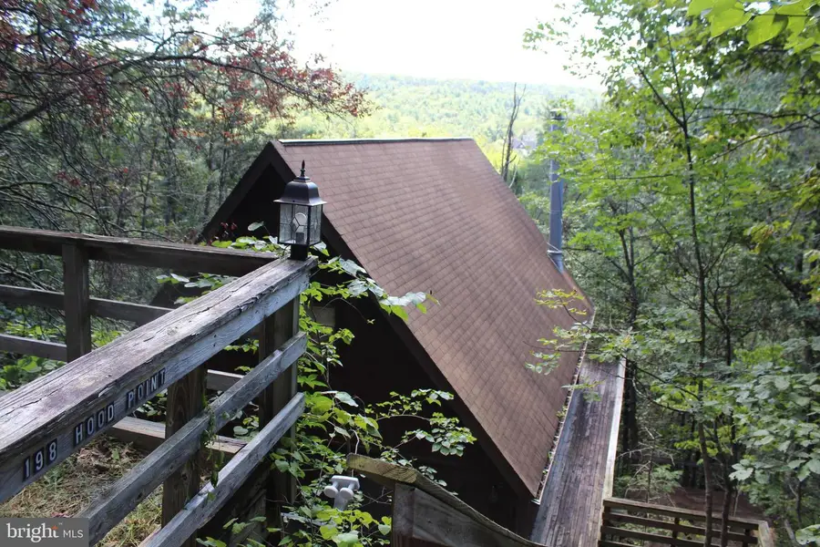 198 Hoods Point Rd, Basye, VA 22810 - Image #2