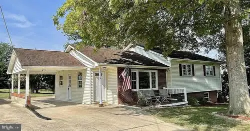 326 Hollingsworth Rd, Woodstock, VA 22664 - Image #2