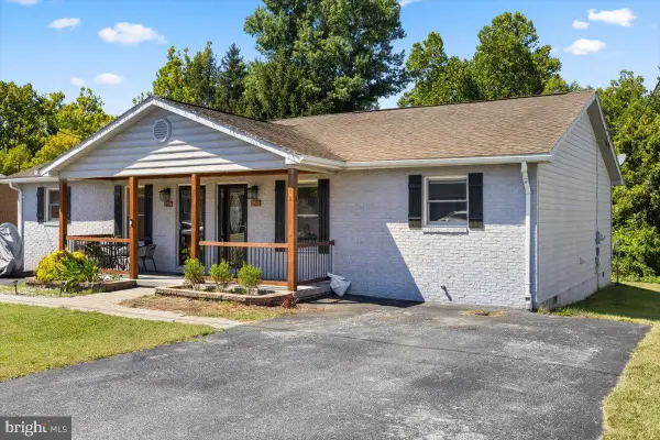 292 Miller Dr, STRASBURG, VA 22657