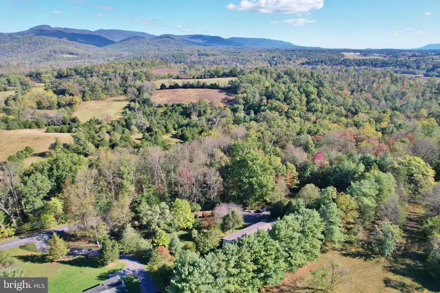 2784 Ridge Hollow Rd, Edinburg, VA 22824 - Image #3