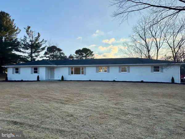 717 W Locust St, WOODSTOCK, VA 22664