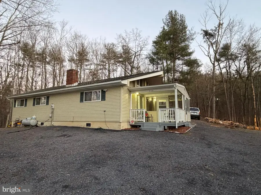 359 Straton Way, Basye, VA 22810 - Image #3