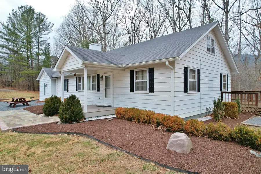 67 Plum Tree Ln, Fort Valley, VA 22652 - Image #2