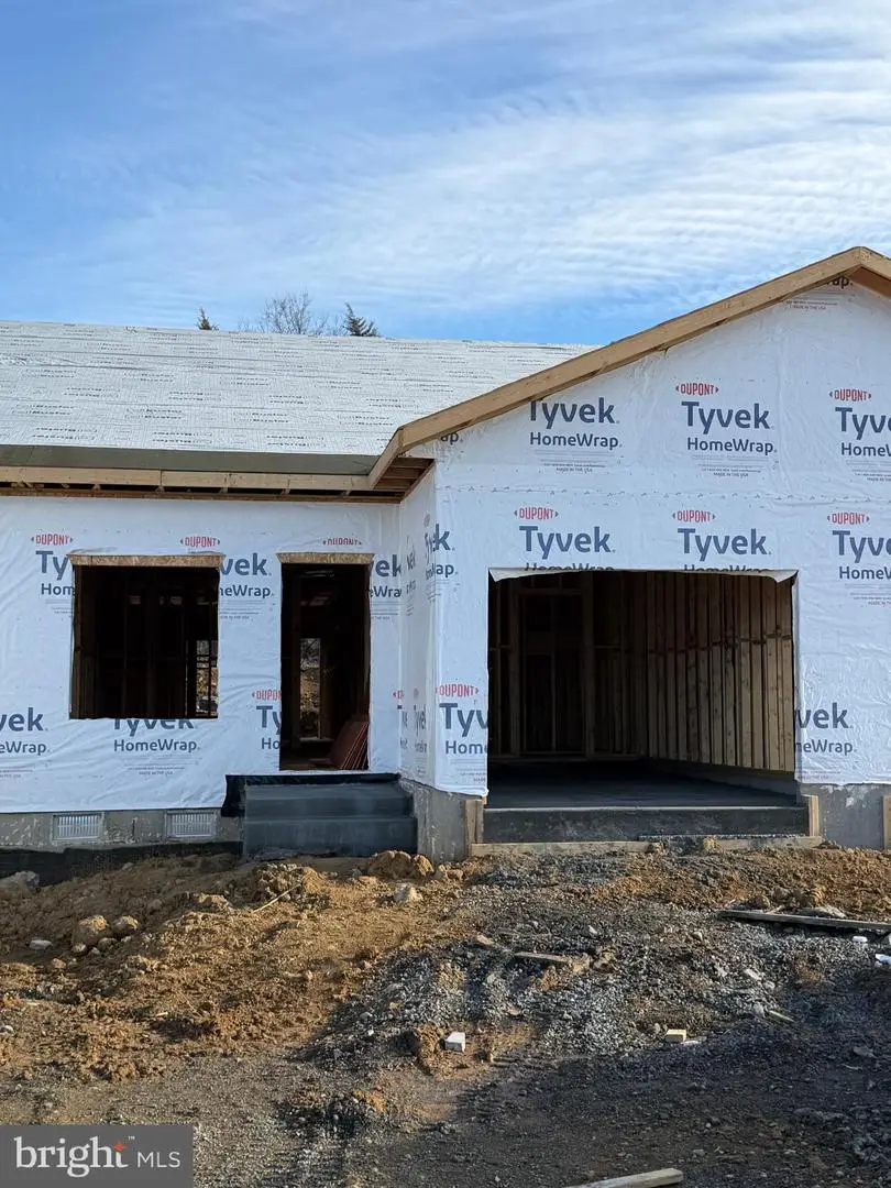 337 Lora Dr, Woodstock, VA 22664 - Image #2