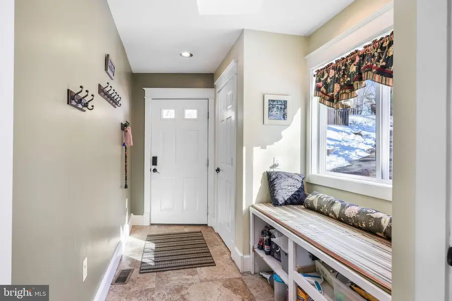 167 Williams Ln, Basye, VA 22810 - #2