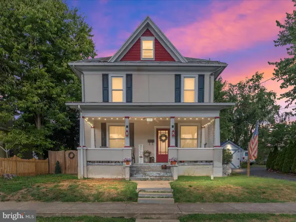 131 Capon St, STRASBURG, VA 22657