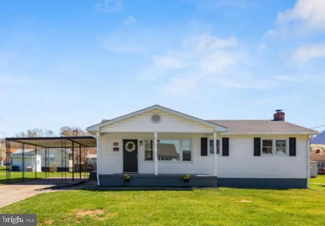 156 N Funk St, Strasburg, VA 22657 - #1