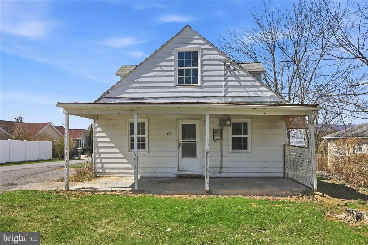 343 Banks Fort Rd, Strasburg, VA 22657 - #1