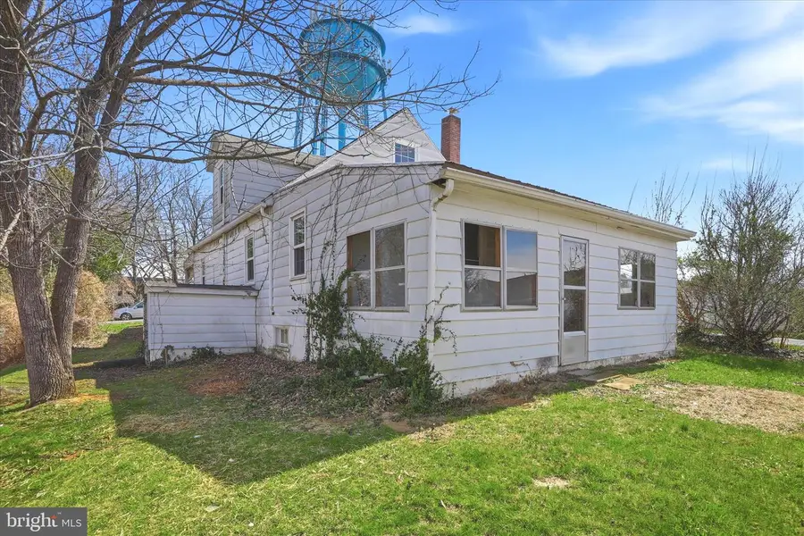 343 Banks Fort Rd, Strasburg, VA 22657 - #3