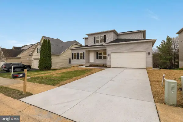 211 Princess Caroline Ct, EDINBURG, VA 22824