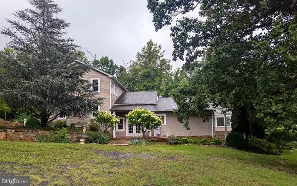 2114 E Lee Hwy, NEW MARKET, VA 22844