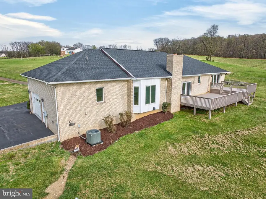 363 Davis Ln, New Market, VA 22844 - #2