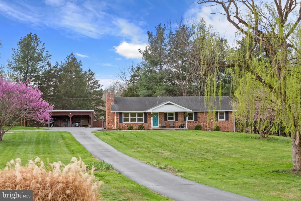 549 Arrowhead Ln, New Market, VA 22844 - #1