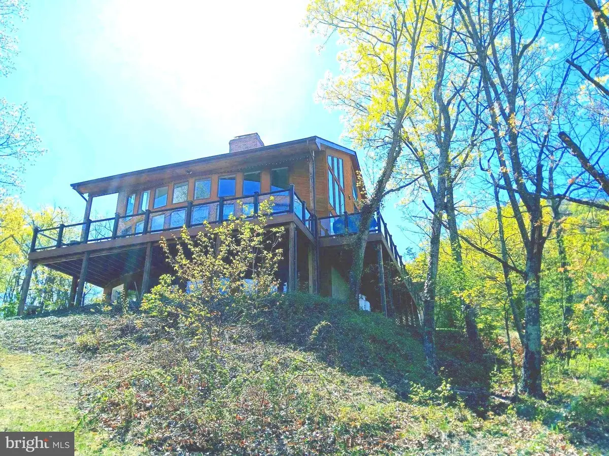 334 Tomahawk Ln, Edinburg, VA 22824 - #1