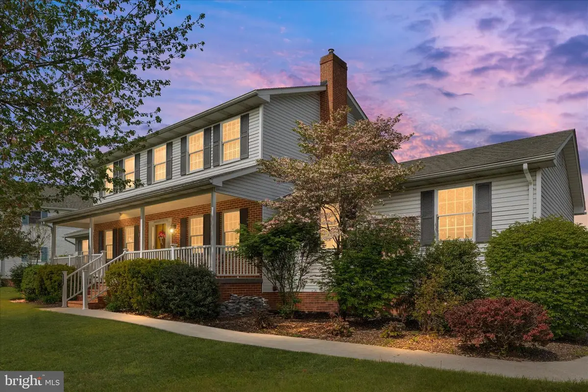 590 Fulton Dr, Strasburg, VA 22657 - #1