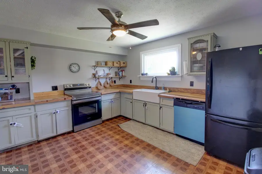 200 White Mill Rd, New Market, VA 22844 - #3