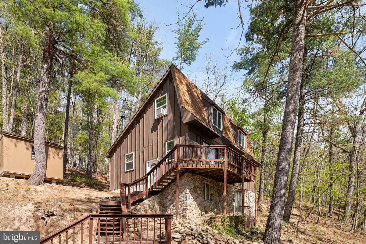 513 Fairway Dr, Basye, VA 22810 - #1