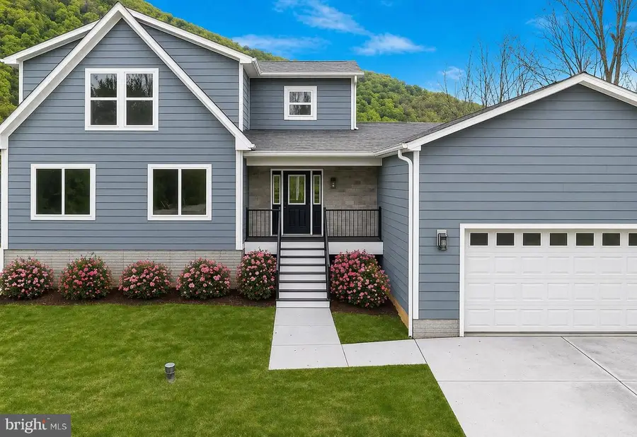 626 Black Bear Rd, Maurertown, VA 22644 - #2