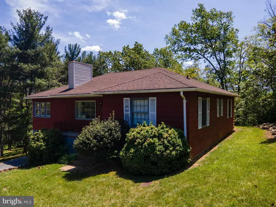 117 S Grove Ave, Edinburg, VA 22824 - #2