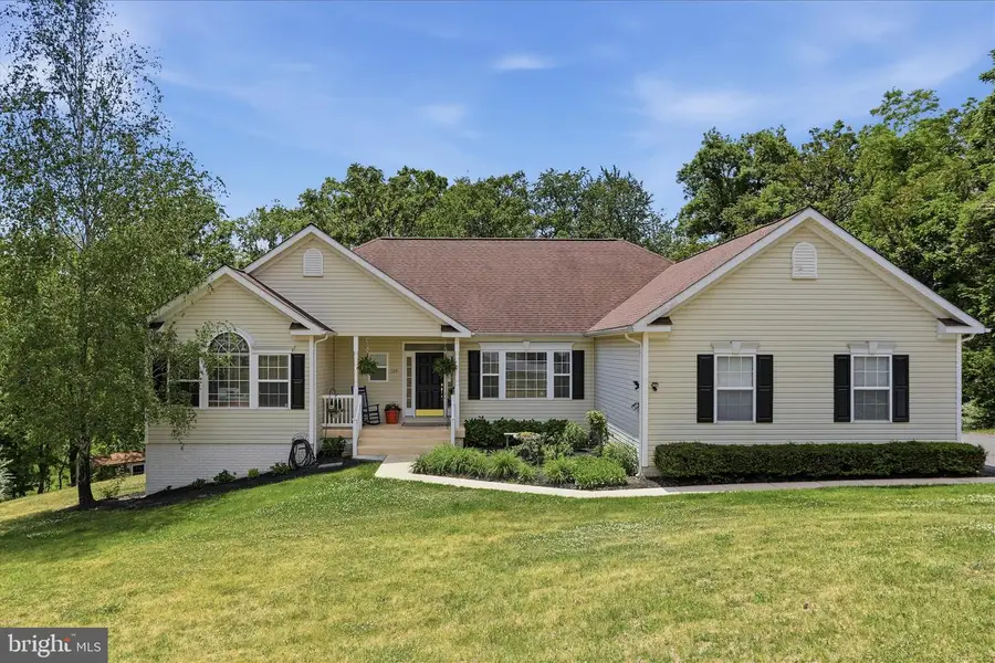 126 Junction Overlook, Strasburg, VA 22657 - #2