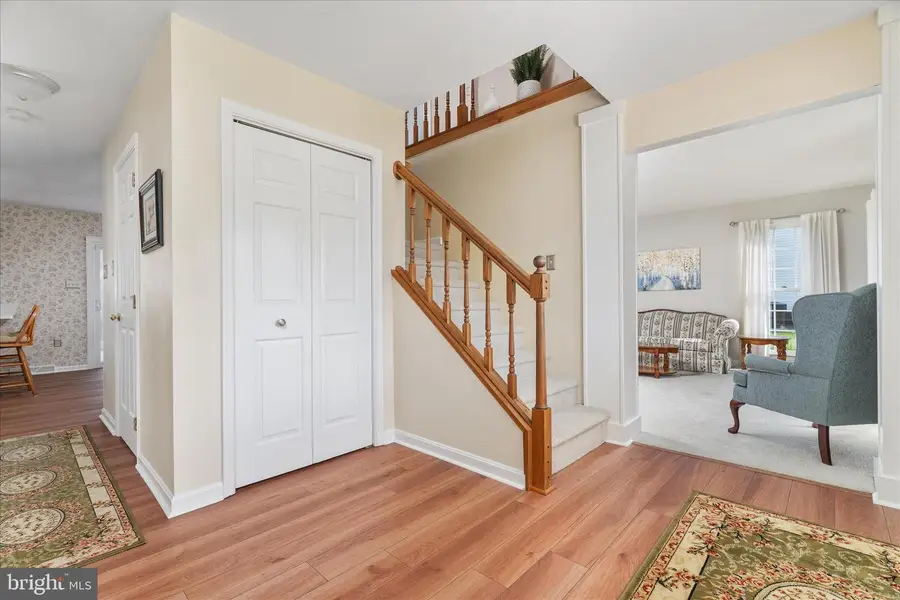 418 Kern St, Woodstock, VA 22664 - #3