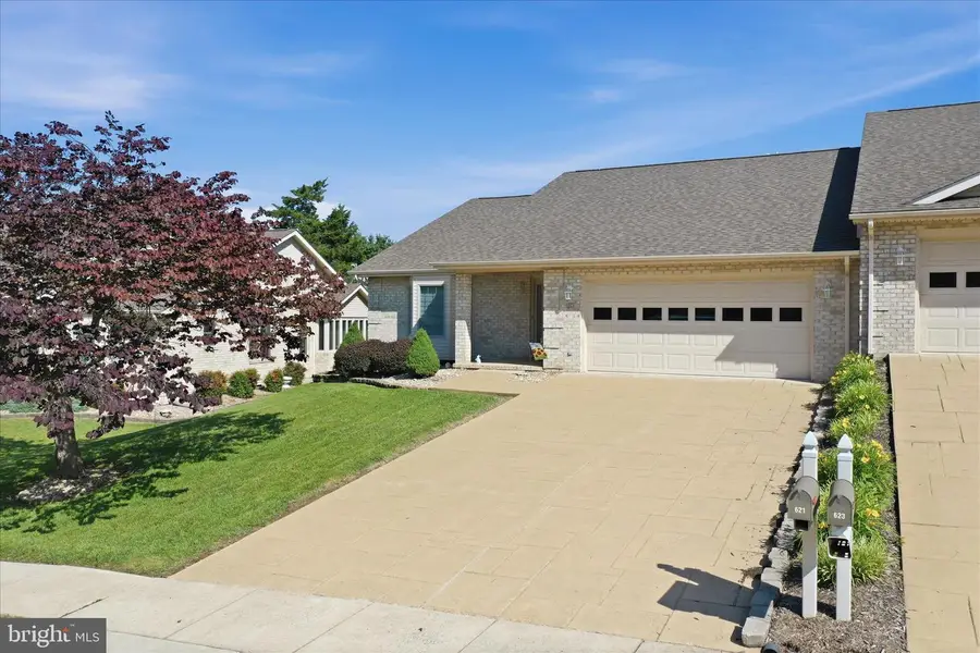 621 Kestrel Ct, Woodstock, VA 22664 - #2