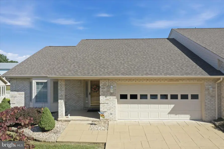 621 Kestrel Ct, Woodstock, VA 22664 - #3