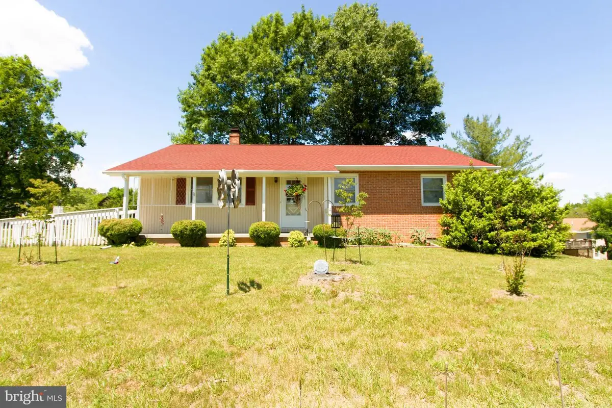 4250 Palmyra Church Rd, Edinburg, VA 22824 - #1