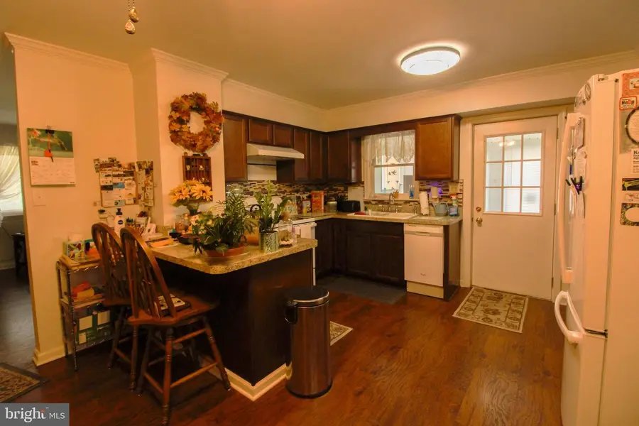 4250 Palmyra Church Rd, Edinburg, VA 22824 - #3