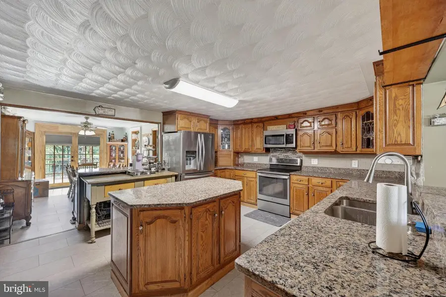 108 Homestead Ln, Maurertown, VA 22644 - #2