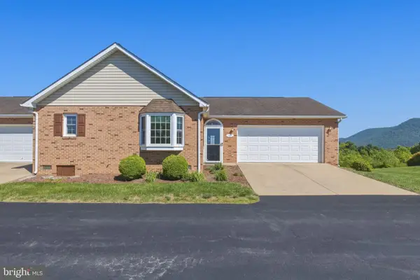 47-b-5 Logan Cir, STRASBURG, VA 22657