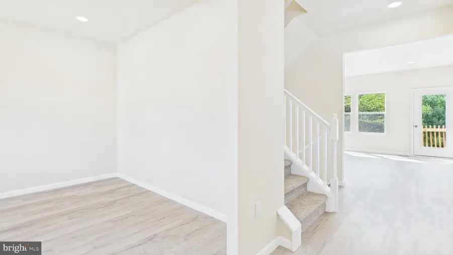 211 Princess Caroline Court, Edinburg, VA 22824 - #3