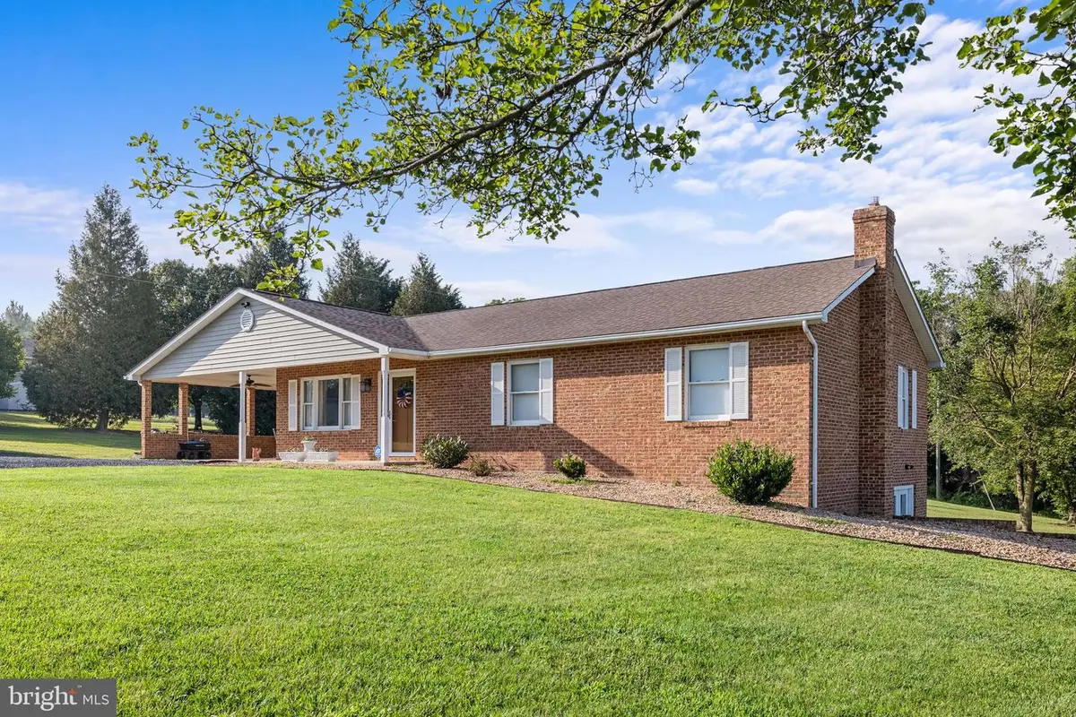 57 Lindsay Ln, Edinburg, VA 22824 - #1