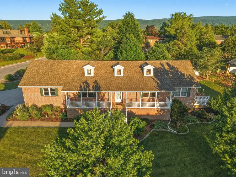 705 Stonecrest Dr, Woodstock, VA 22664 - #3