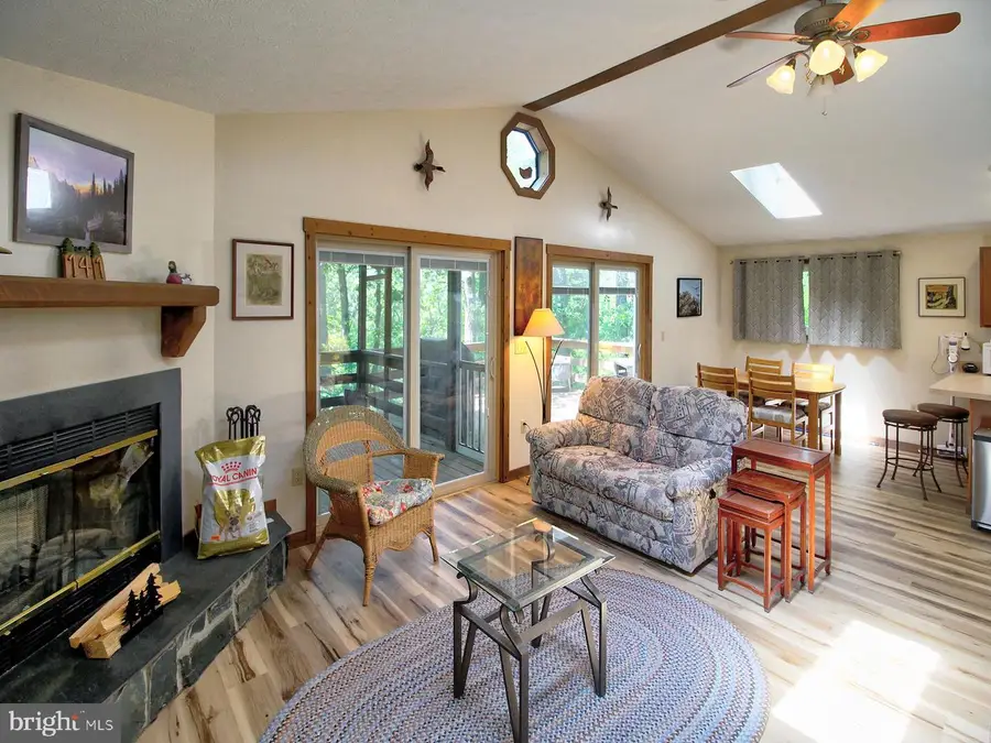 141 Mallard Dr, Basye, VA 22810 - #2