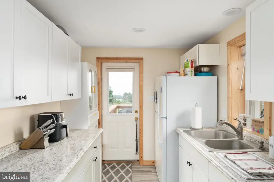 574 Kern Springs Rd, Woodstock, VA 22664 - #3