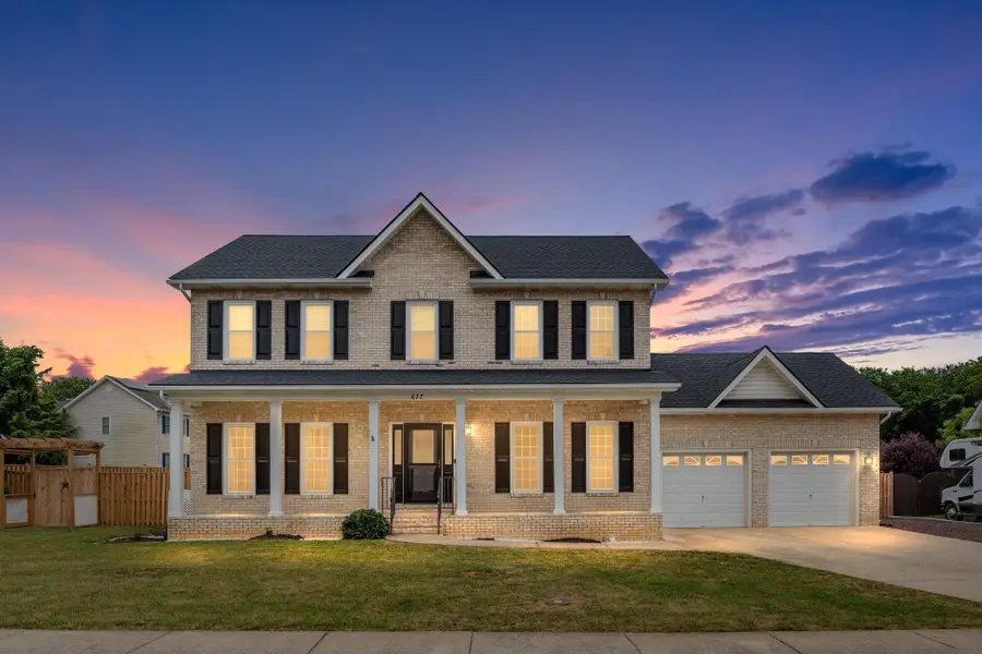 677 Dellinger Dr, Strasburg, VA 22657 - #2