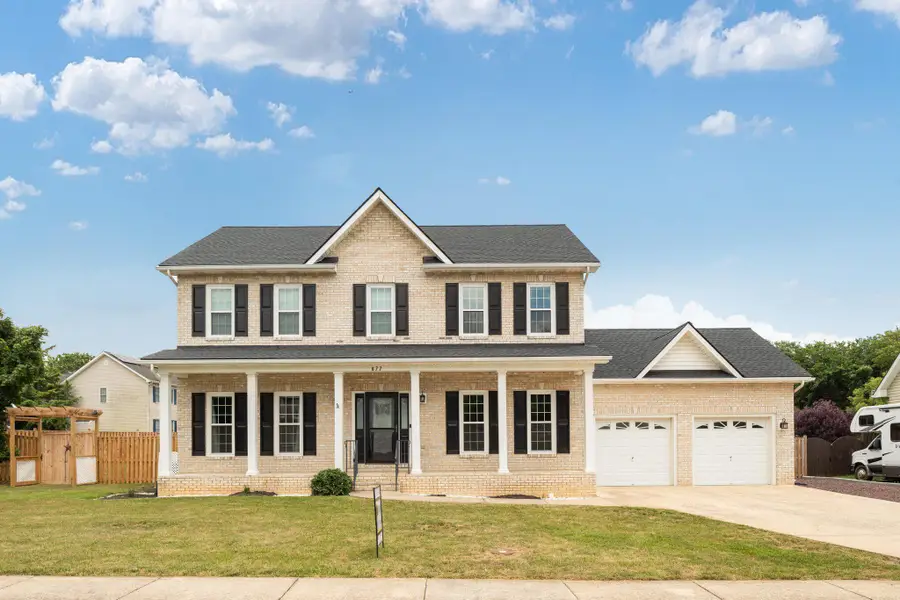 677 Dellinger Dr, Strasburg, VA 22657 - #3