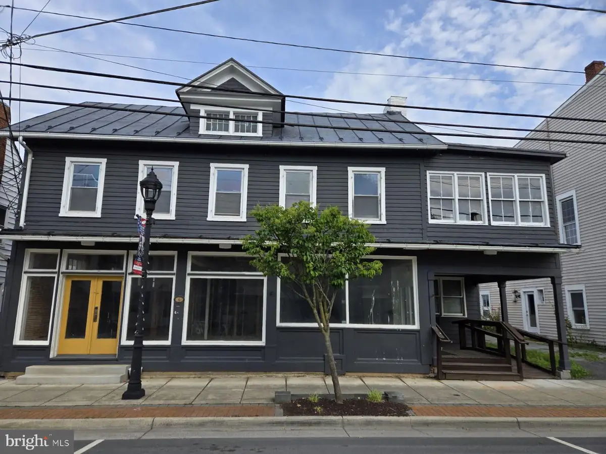 9363 N Congress St, New Market, VA 22844 - #1