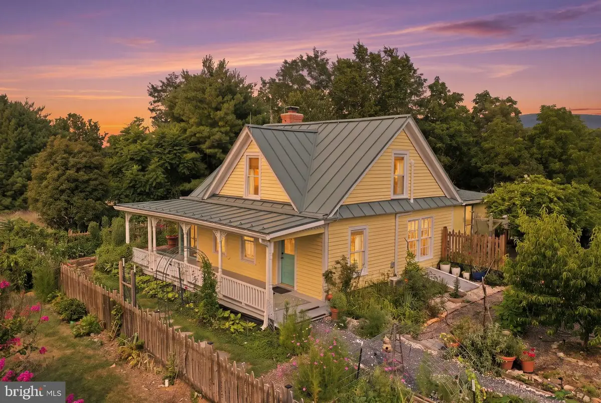 29674 Old Valley Pike, Strasburg, VA 22657 - #1