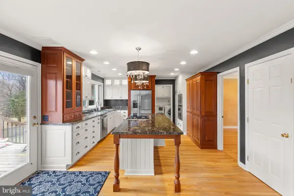 79 Sunset Ct, EDINBURG, VA 22824