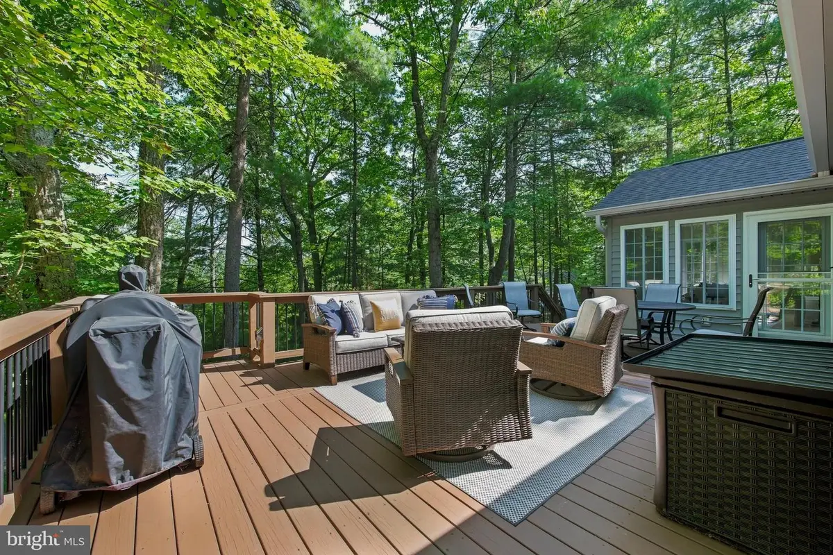 122 Forrest St, Basye, VA 22810 - #1